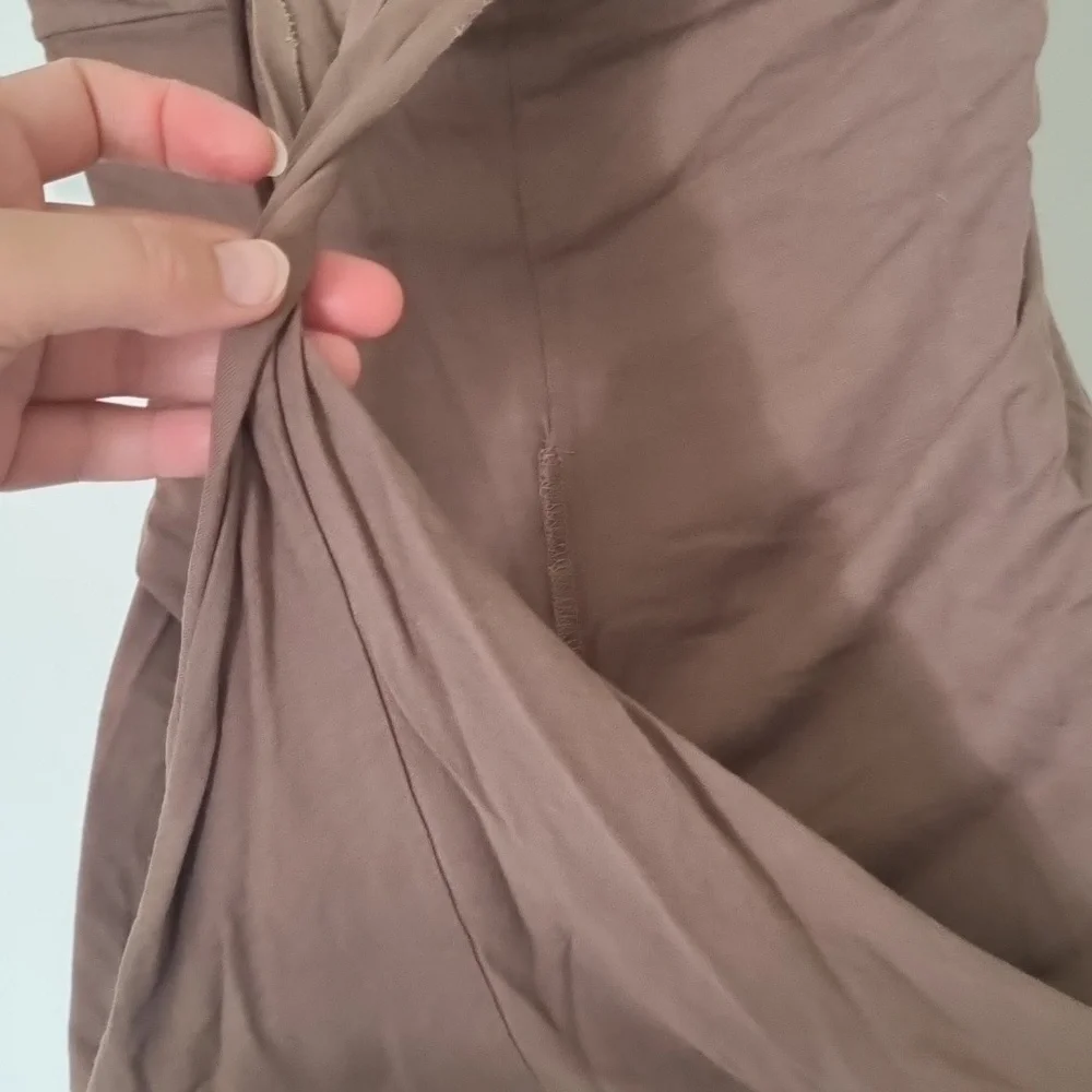 River Island, brown halter neck top, stretchy material, size 10 - Picture 5 of 7